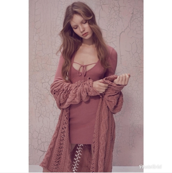 For love and lemons knitted dress - Picture 1 of 7